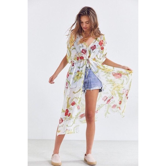 Urban Outfitters Tops - KIMONO TOP